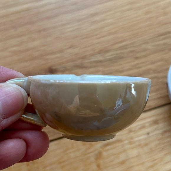 Vintage Micky Mouse Child’s Tea Cups in Lusterware (Early Mickey Image ~1930’s) - Picture 8 of 11